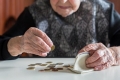 РЕШЕНО: Увеличават пенсиите с жълти стотинки
