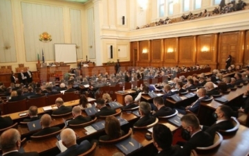 Скандалите, разтърсили България през 2022