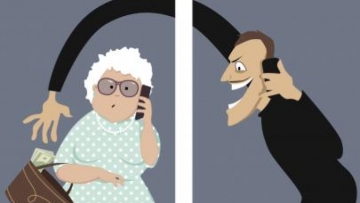 Баба подари 5000 лв. на ало измамници