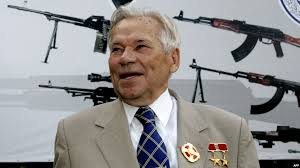 Почина легендарният руски оръжеен конструктор Михаил Тимофеевич Калашников