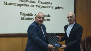 Отличие за бившия директор на пожарната в Благоевград
