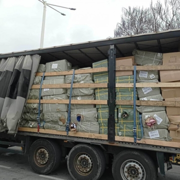 На Кулата задържаха шофьор със стоки, имитиращи продукти на защитени търговски марки