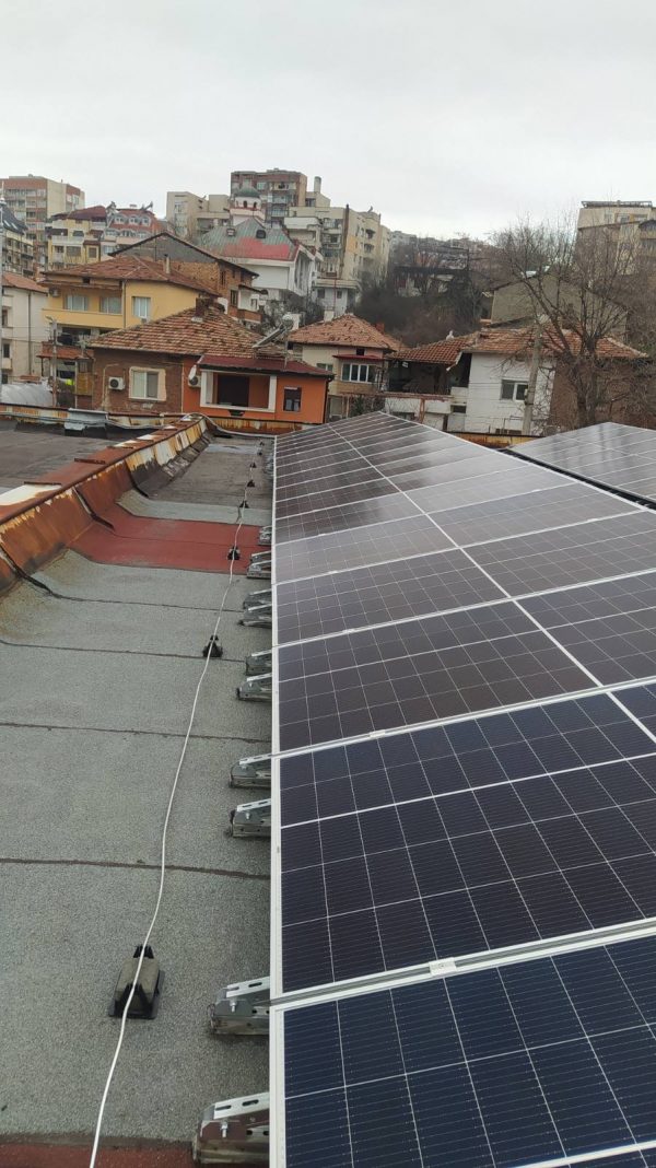 Започва изграждането на нова фотоволтаичната електроцентрала на покрива на сградата на община Сандански