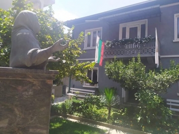 Правят изложбена зала до къщата на Ванга в Петрич