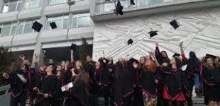 122 абсолвенти от Филологическия факултет на ЮЗУ  Неофит Рилски  ще получат дипломите си на тържествена церемония