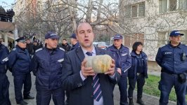 Екшън пред зала Скаптопара на срещата на ГЕРБ в Благоевград