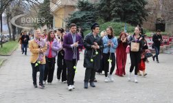 Шествие в Благоевград за международния ден на театъра