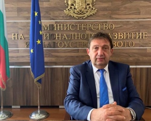 Министър Шишков ще инспектира свлачището при тунел  Железница  на АМ  Струма