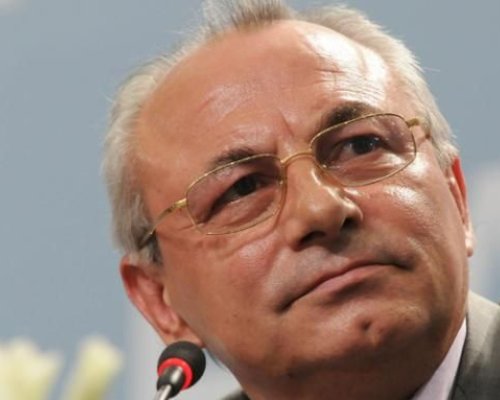 Д-р Ахмед Доган празнува 69 рожден ден