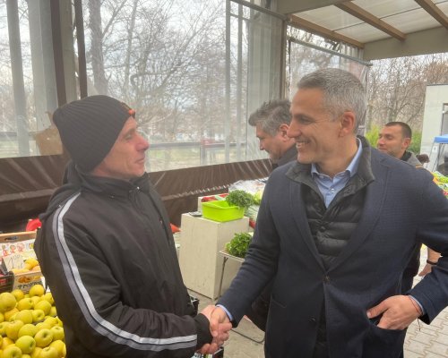 Коалицията на ПП-ДБ се провали в Пиринско след неадекватна кампания на обиколки по пазарите и лигавщините с Говорещите котета