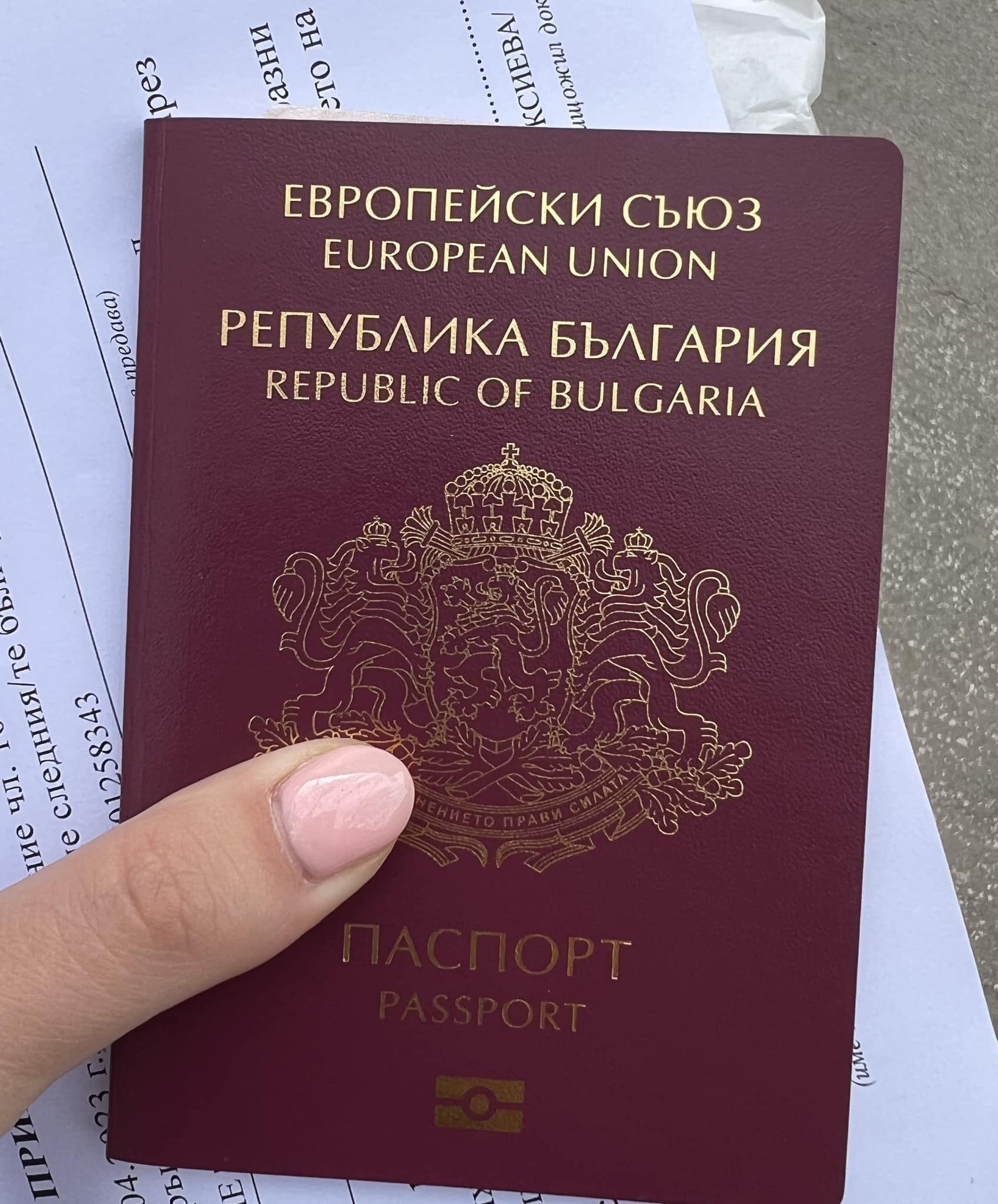 Бесарабския славей Лилия Семкова се сдоби с български паспорт
