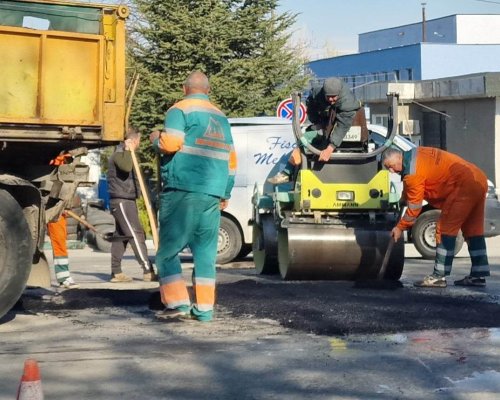 Пътно поддържане-Сандански” ЕООД спечели поръчки на Общината за 578 000 лв. за ремонт на улици