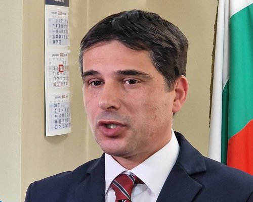 Губернаторът Ст. Христов наложи вето на решението на ОбС-Сандански за автобусните линии