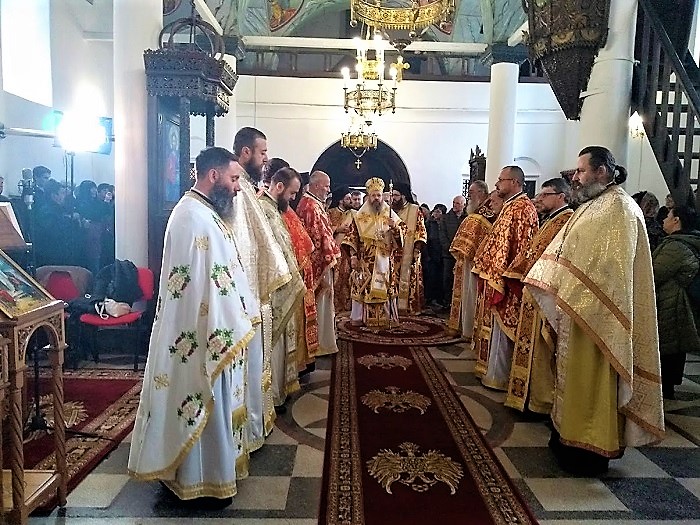 В духовен празник на Дупница се превърна откриването на възкресения вековен храм  Свети Никола”