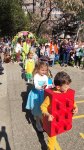 Малчугани от детските градини в Благоевград дефилираха с костюми от рециклируеми материали