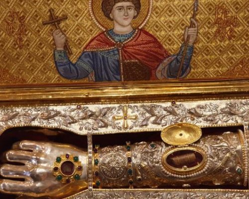 Частица от ръката на Свети Георги в Югозапада