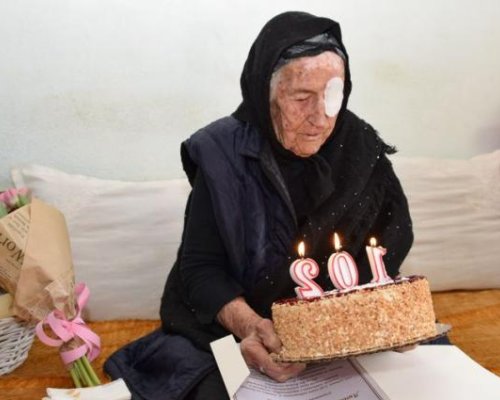 Назначиха нов социален асистент на пребитата 103-годишна баба Люба