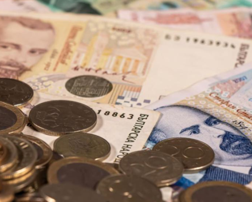 Спад в доходите ни: Хора продават имущество, за да покрият разходите си