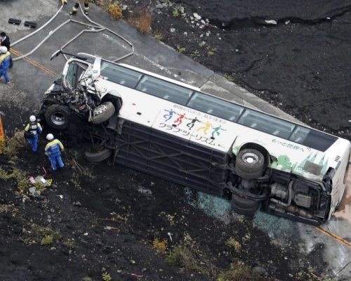18 загинаха при катастрофа с автобус