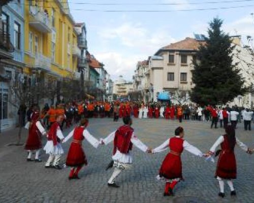 Гоце Делчев се превърна в столица на танца