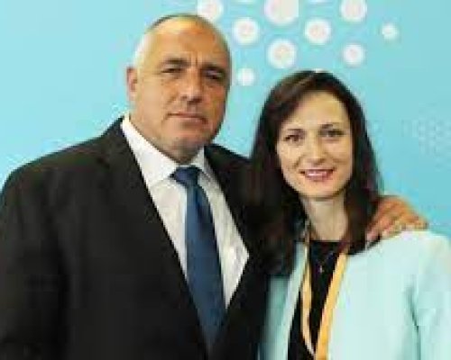 Кой как приема Мария Габриел като премиер?
