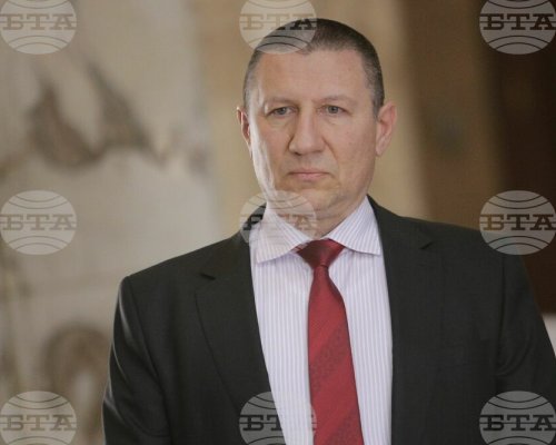 ОФИЦИАЛНО! Борислав Сарафов поиска оставката на Ясен Тодоров