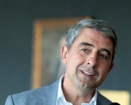 Плевнелиев: Мария Габриел би отворила всички врати за България в Брюксел