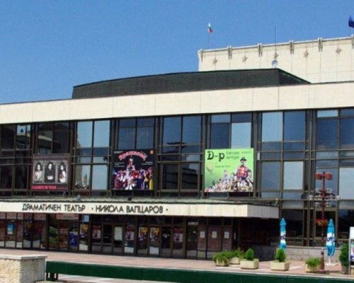 Спектакъл по Кафка в Драматичния театър в Благоевград