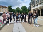 Ученици от ПГИ  Иван Илиев  облагородиха с цветя пространството около паметника на Гоце Делчев в Благоевград