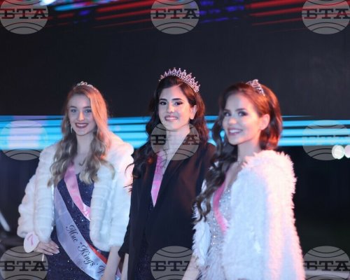 Избраха  Царица роза” в Казанлък