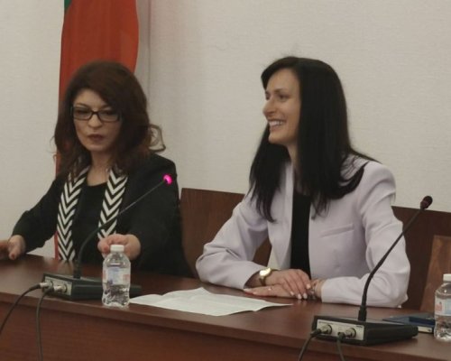 Дулово срещу Хаджидимово: Защо, бе, Бойко, защо не каза на Дьеси за Иван? Войни в ГЕРБ като в  Ергена