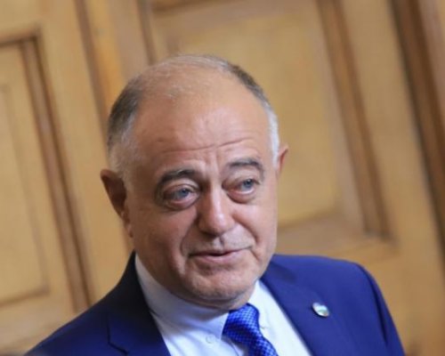 Атанас Атанасов от Рим: Дали сме право на Николай Денков да си подбере експерти