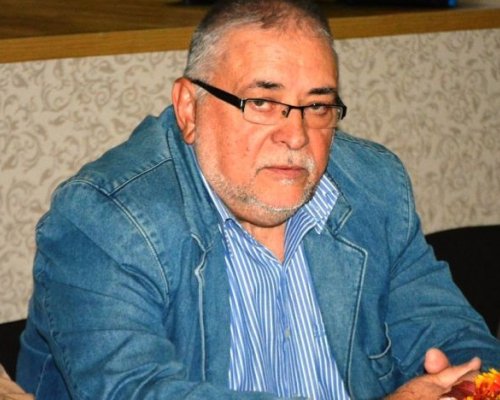 Съюзът на българските писатели награди благоевградчанина Кирил Пецев за принос към съвременната българска литература