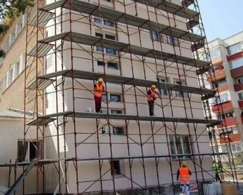 Спират санирането с пари от бюджета, не стигат 46 млн. лв.