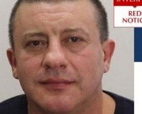 Къро убит заедно с детето, жената и детегледачката