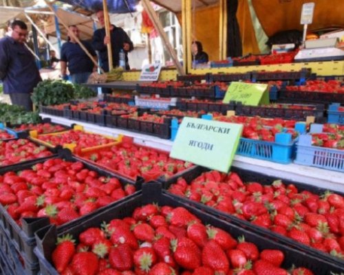 Търговци злоупотребяват с цените на плодове и зеленчуци