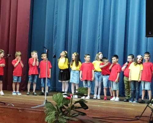 Цветен 1 юни за децата на Белица