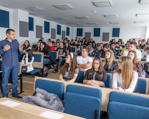 Студенти от ЮЗУ  се запознаха с два нови онлайн курса