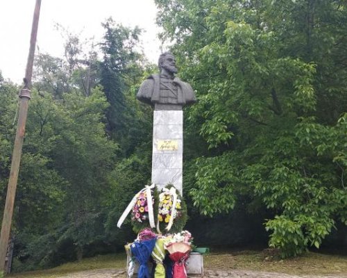 Благоевградчани почитат Ботев