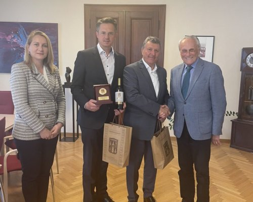 Делегация от Банско бе на посещение във Виена