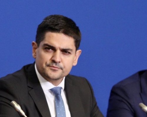 Повдигат обвинение на депутата Радостин Василев