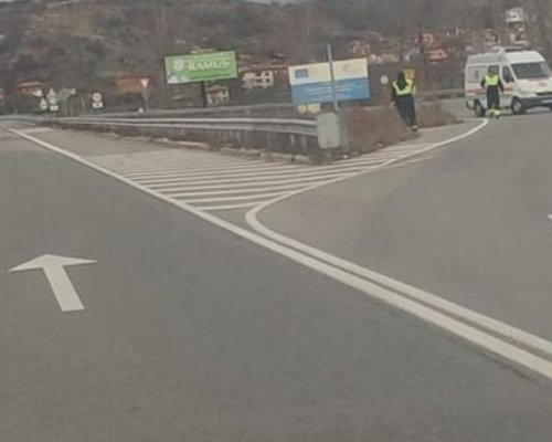 Аварирал камион спря трафика по Е-79