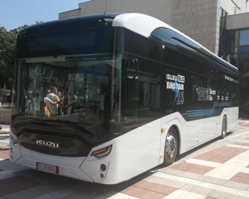 12-метров електрически автобус представиха в Благоевград