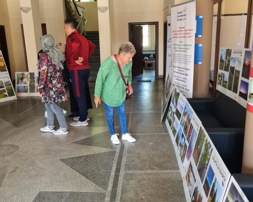 Фотоизложба в читалището на Белица