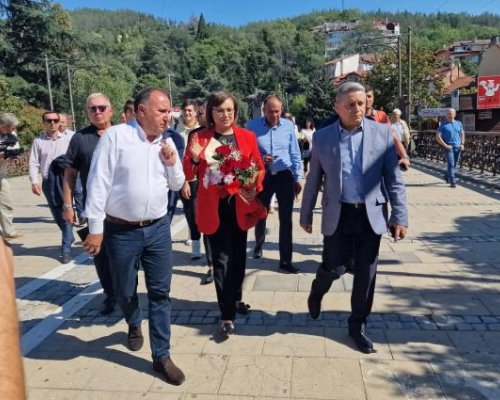 След Петрич! Нинова прати проверка в БСП-Благоевград