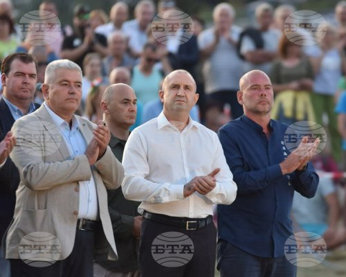 Румен Радев откри пилона с флага на Рожен