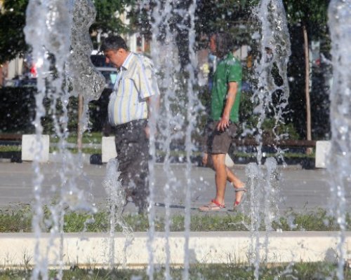 Важно: Пийте поне 1,5 литра вода в жегата, дори да не сте жадни