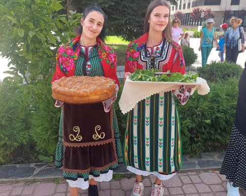 Белица посрещна Международната група на акд. Миразакарим Норбеков