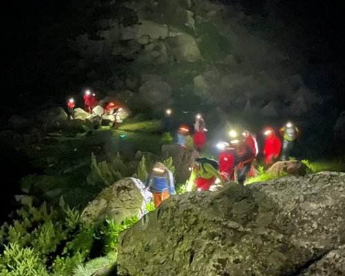 Пострадалата туристка в Пирин е носена на гръб 7 часа поради липса на хеликоптер
