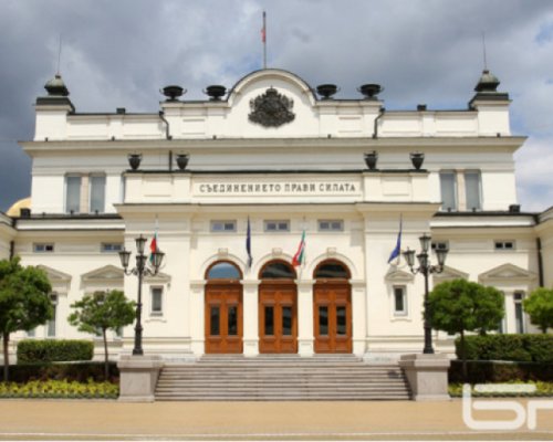 Депутатите гласуват окончателно промените за НЗОК